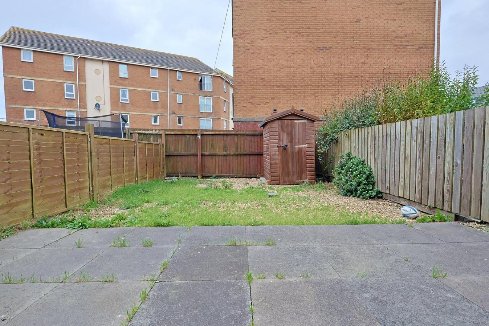 Relaxing 2-Bed Coastal Escape In Port Talbot Appartement Buitenkant foto